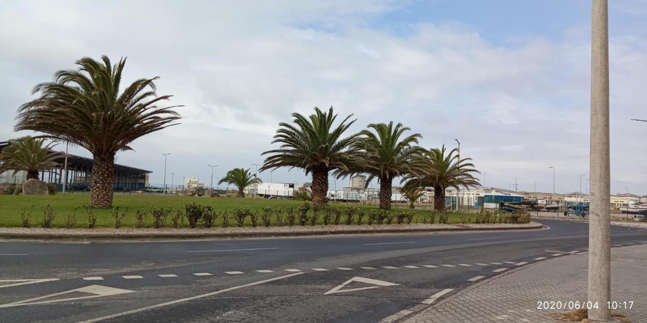 Peniche Waves Apartment Exterior foto